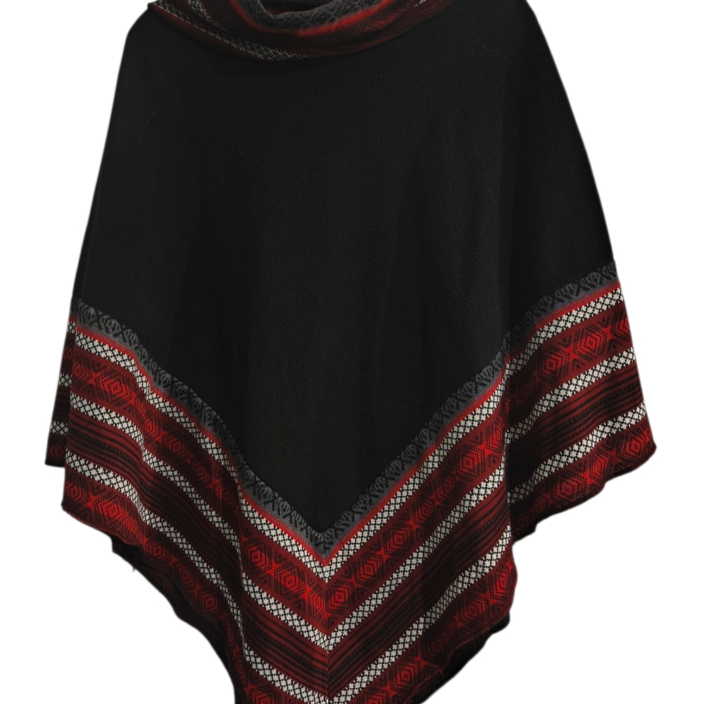 Moda Black and Red Sweater Wrap